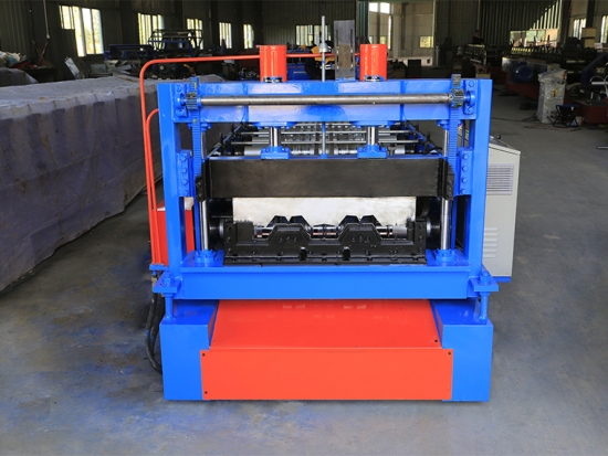 máquina de prensagem de piso para perfil yx68-305-610